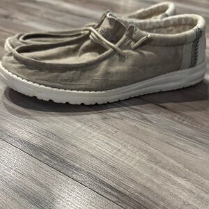 Men's Casual Tan Shoes Hey Dude Natural Collection Sz 12